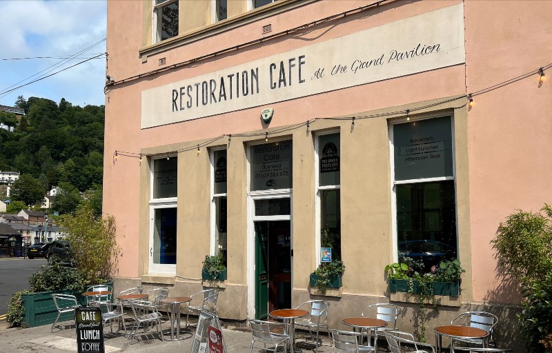 The Grand Pavilion cafe